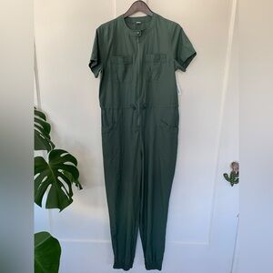 NWT: old navy stretch tech jumpsuit
